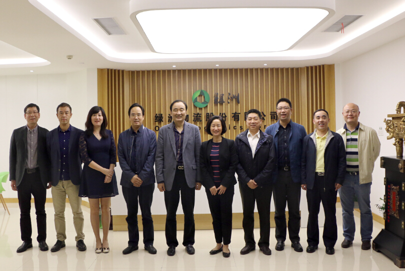 电企调峰度冬 武汉经信委梁铁中等领导一行到我司参观交流