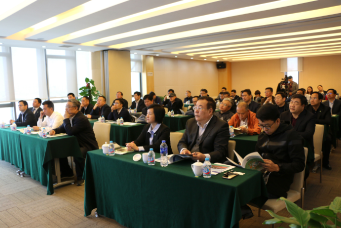 中国煤炭运销协会理事单位到绿洲物流调研