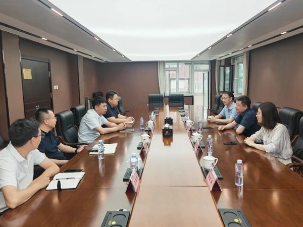 绿洲物流公司：领导班子深入基层调研，强化内外联动促发展