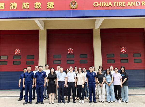 走近消防队 致敬火焰蓝--绿洲物流公司开展消防安全参观学习活动
